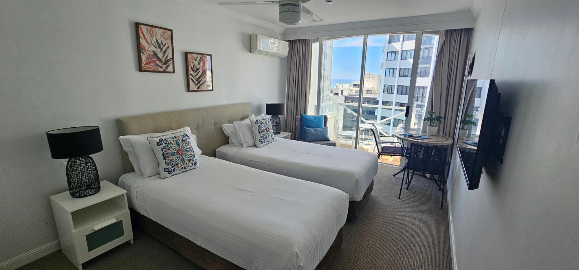 Broadbeach Holiday Apartments Gold Coast Exterior photo
