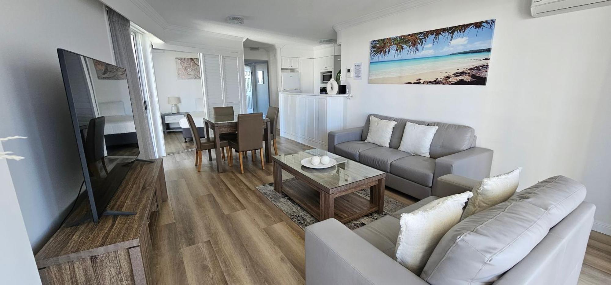 Broadbeach Holiday Apartments Gold Coast Exterior photo