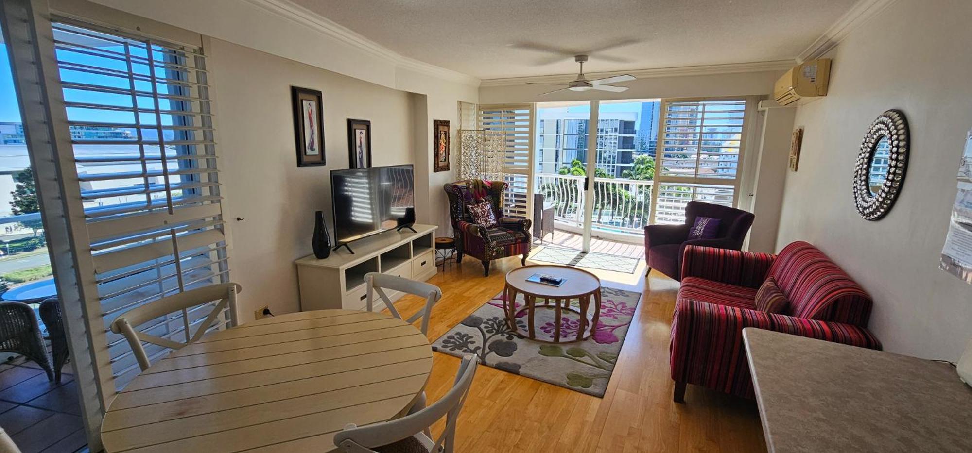 Broadbeach Holiday Apartments Gold Coast Exterior photo