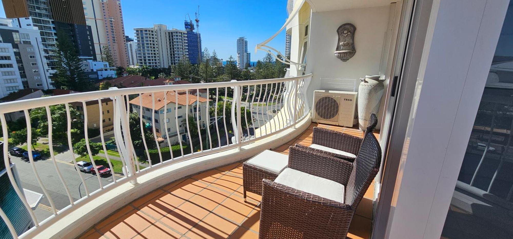 Broadbeach Holiday Apartments Gold Coast Exterior photo
