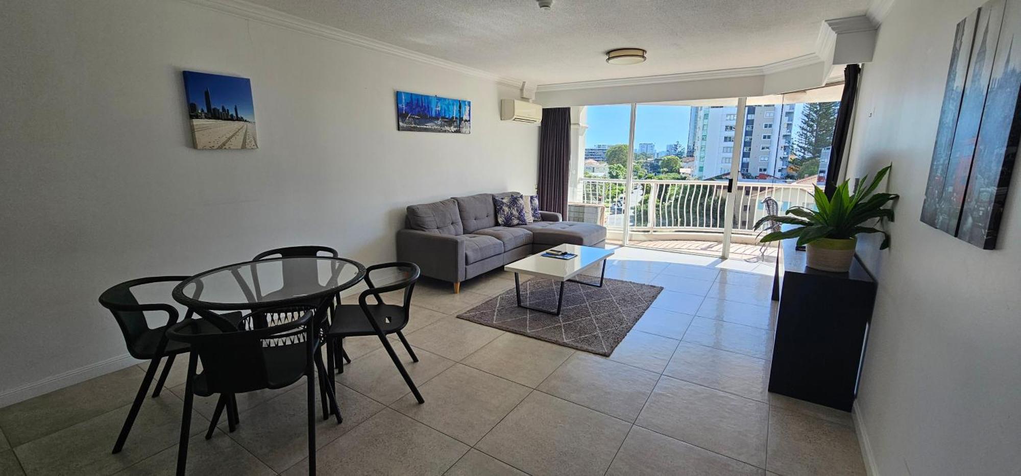 Broadbeach Holiday Apartments Gold Coast Exterior photo