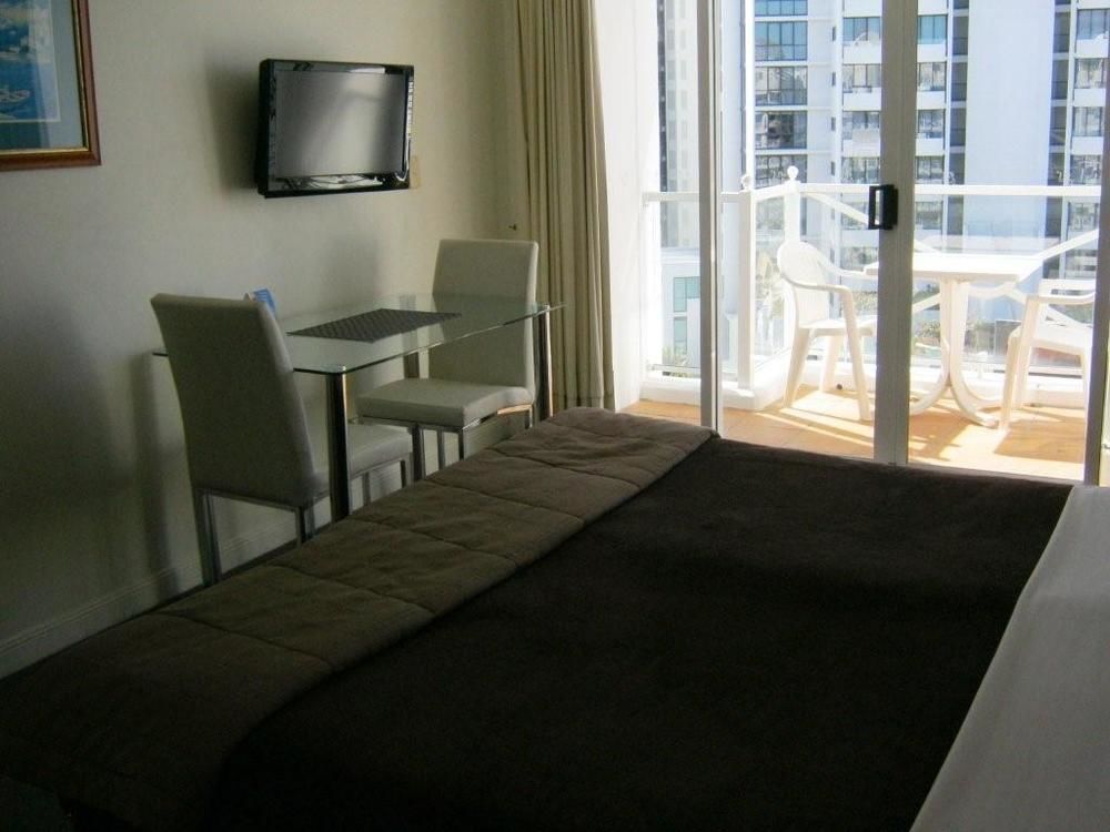 Broadbeach Holiday Apartments Gold Coast Exterior photo
